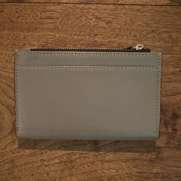 NWOT Lodis Leather medium Ellie Wallet 
RFID Protection - Picture 2 of 6